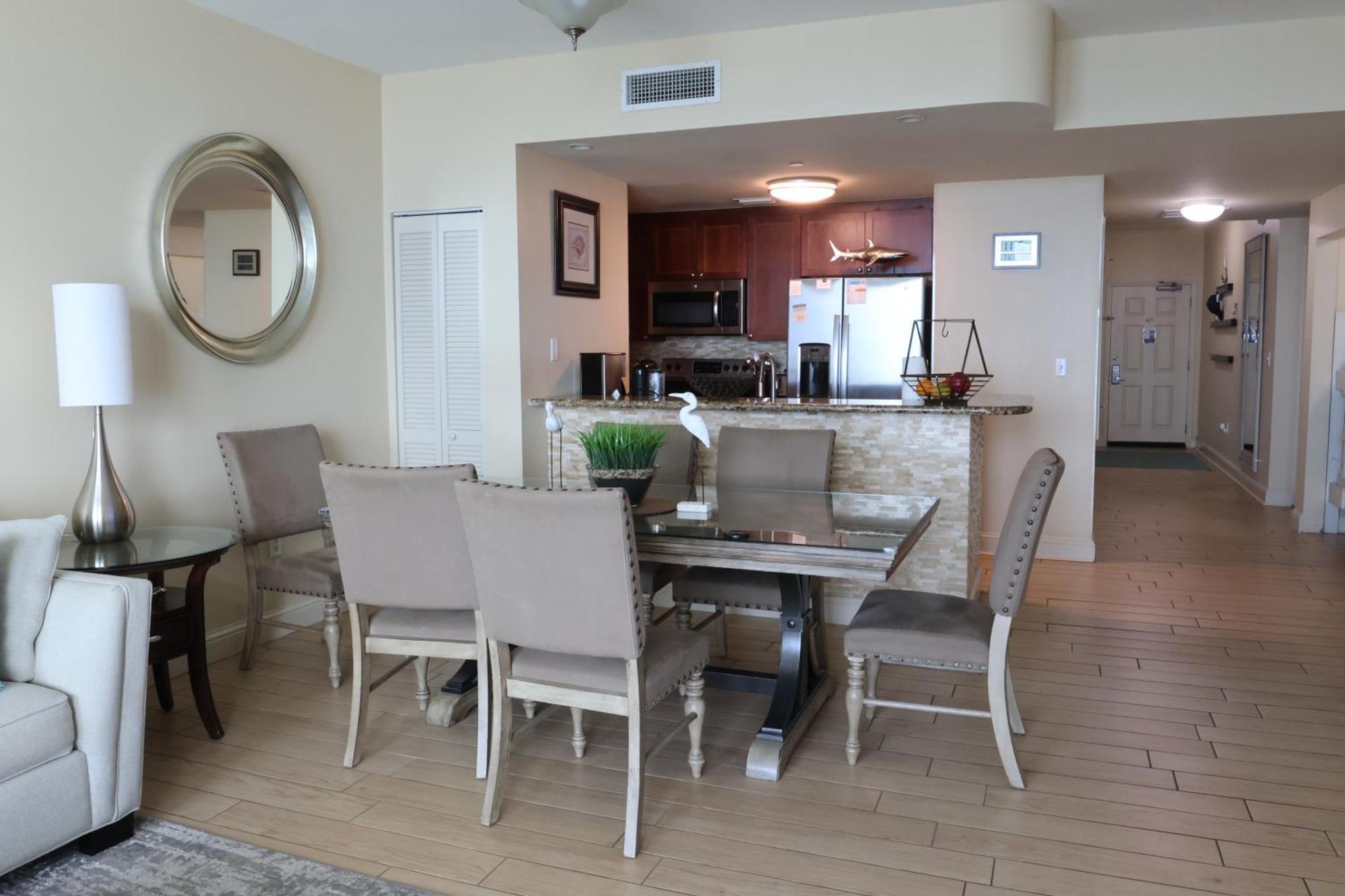 Aqua 1504 Beachfront Condo With Free Beach Chairs Panama City Beach Dış mekan fotoğraf