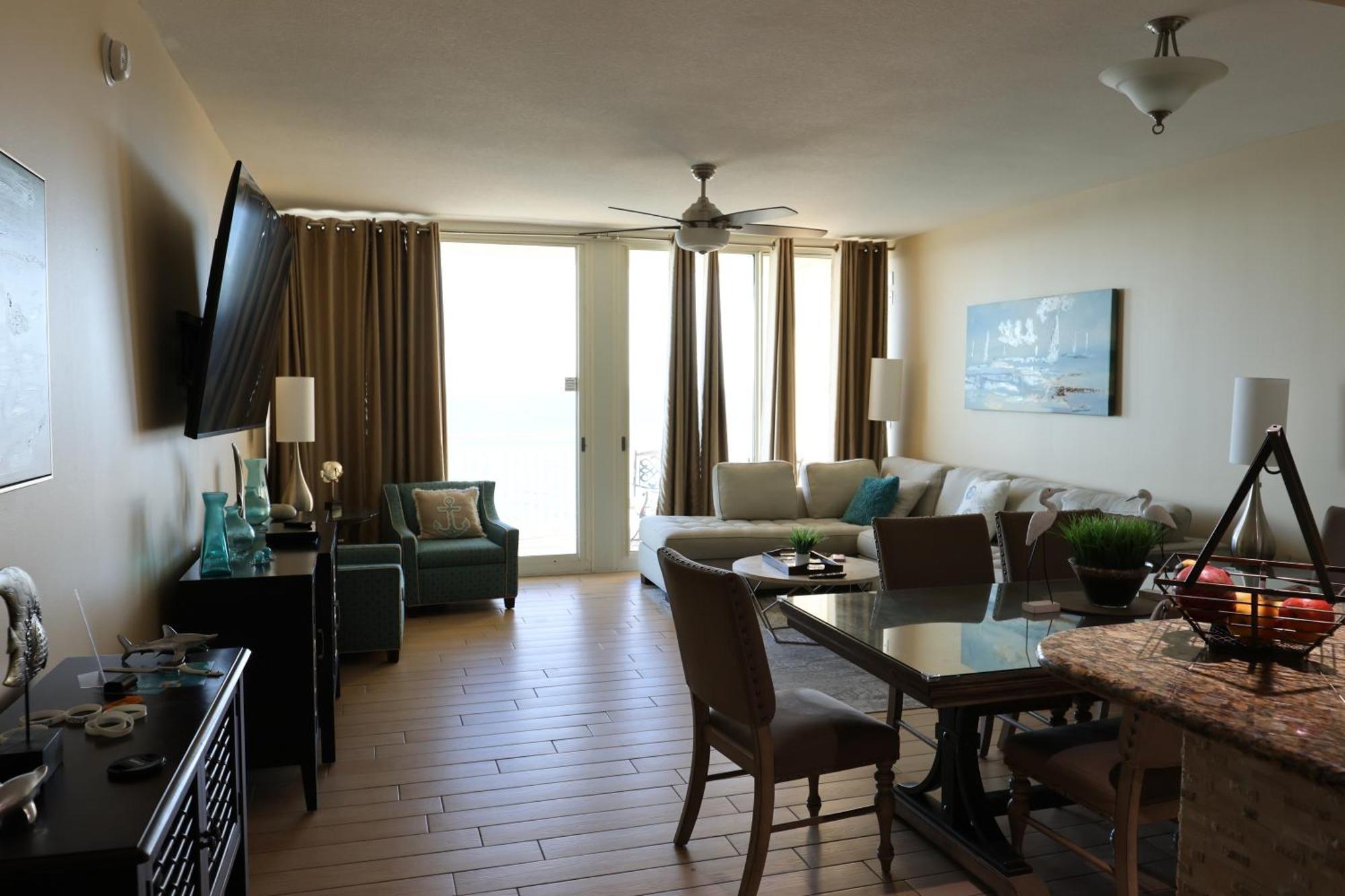 Aqua 1504 Beachfront Condo With Free Beach Chairs Panama City Beach Dış mekan fotoğraf
